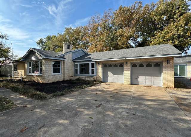 Property at 1011 N Broadway Ave, Marlow, OK 73055, 3 beds, 3 baths