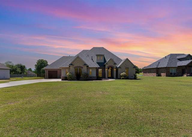 Property at 12900 Acme Rd, Shawnee, OK 74804, 4 beds, 3.5 baths