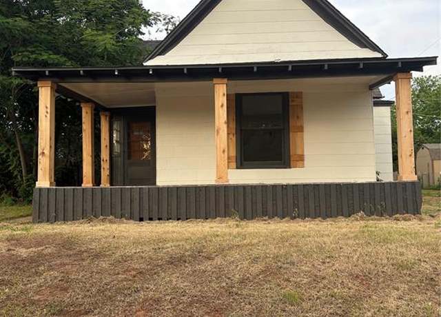 Property at 716 N Wentz St, Guthrie, OK 73044, 3 beds, 2 baths