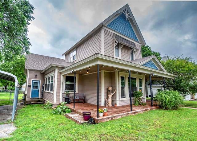 Property at 115 W 5th St, Stroud, OK 74079, 3 beds, 1 bath