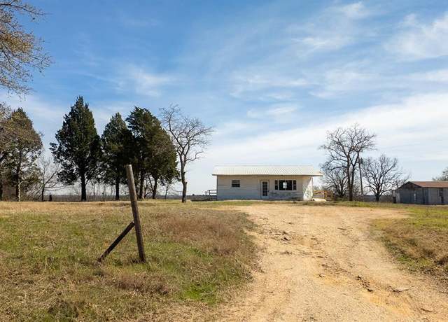 Property at 36266 E 120 Rd, Seminole, OK 74884, 2 beds, 1 bath