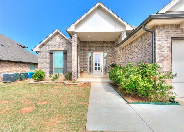 Property at 3101 Drake Crest Dr, Edmond, OK 73034, 5 beds, 3.5 baths