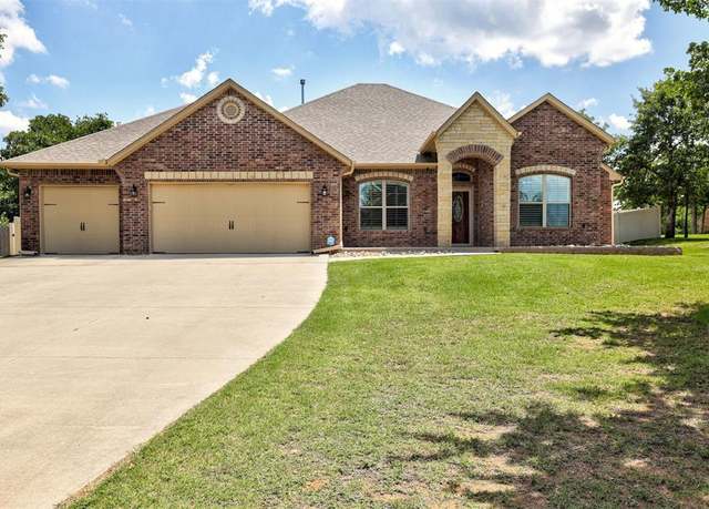 Property at 3327 Bobcat Trl, Guthrie, OK 73044, 3 beds, 2 baths