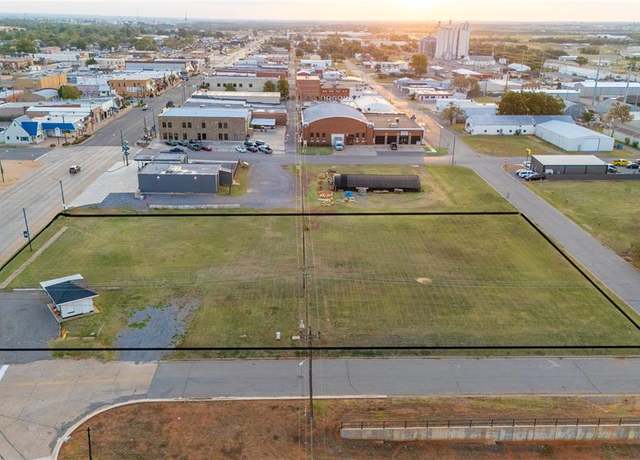 Property at 324 W Main St, Weatherford, OK 73096