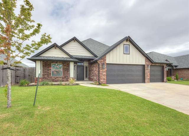 Property at 109 SW 167th St, Oklahoma City, OK 73170, 4 beds, 3.5 baths