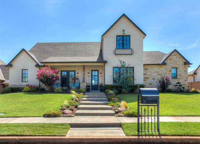 Property at 3208 Hillside Dr, Edmond, OK 73012, 4 beds, 4.5 baths