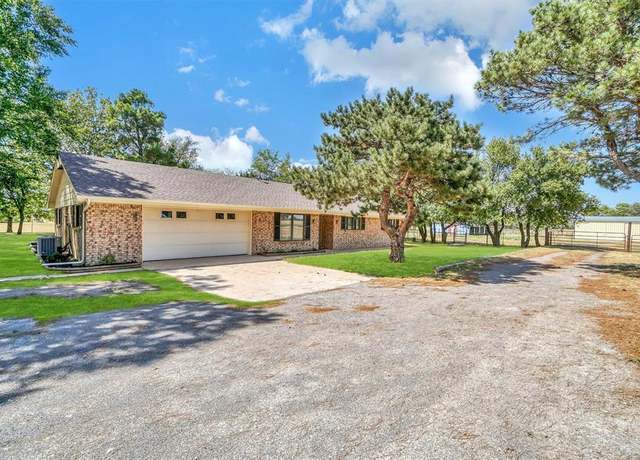 Property at 20575 E County Road 157, Blair, OK 73526, 3 beds, 2 baths