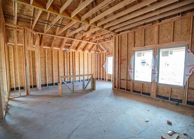 Property at 2232 NW 170th St, Edmond, OK 73012, 3 beds, 2 baths
