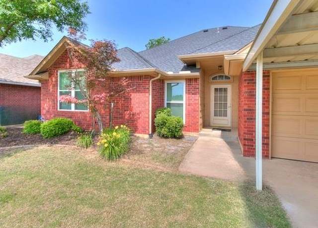 Property at 4301 Lamar Dr, Del City, OK 73115, 3 beds, 2 baths