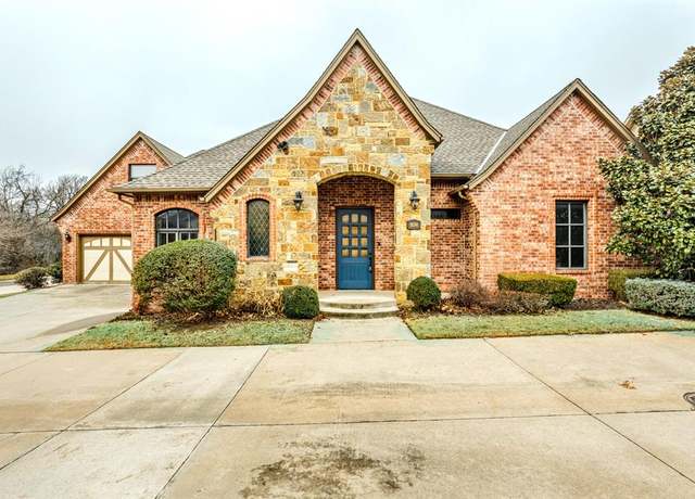 Property at 1034 Villas Creek Dr, Edmond, OK 73003, 3 beds, 3 baths