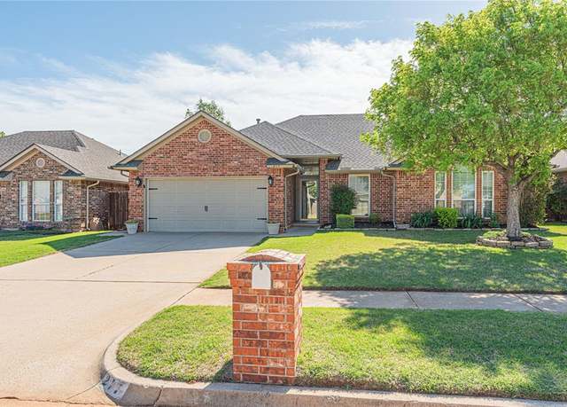 Property at 217 Sunrise Dr, Yukon, OK 73099, 3 beds, 2 baths