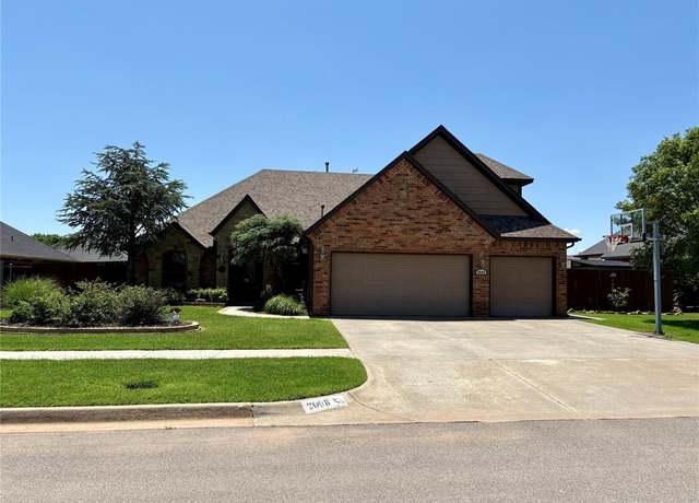 Property at 2008 Stratta Dr, Weatherford, OK 73096, 4 beds, 2.5 baths