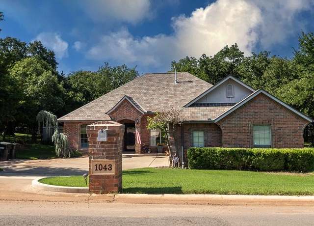 Property at 1043 Hidden Oaks Way, Guthrie, OK 73044, 3 beds, 2 baths