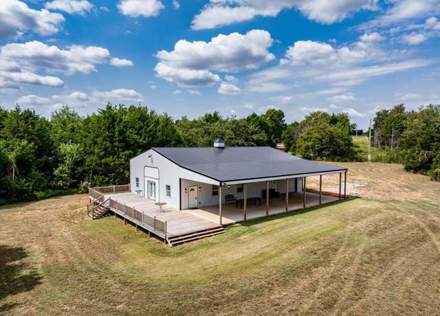 Property at 4530 N Anderson Rd, Guthrie, OK 73044, 2 beds, 1 bath