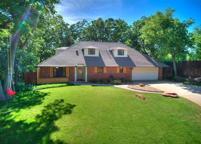 Property at 400 Steve Douglas Dr, Edmond, OK 73034, 3 beds, 3 baths