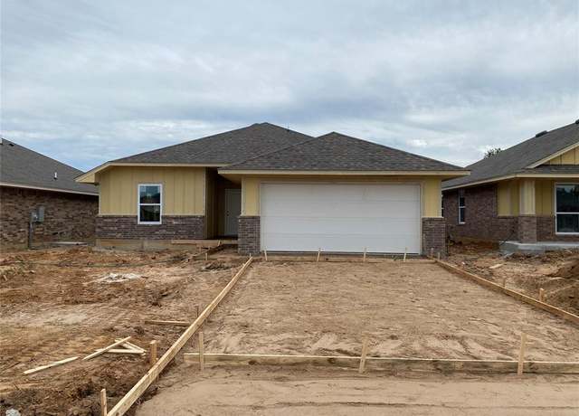 Property at 20652 Brush Creek Blvd, Harrah, OK 73045, 3 beds, 2 baths
