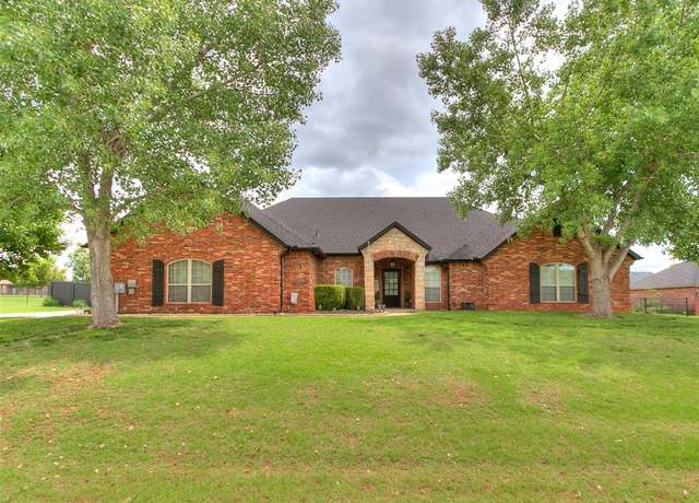 Property at 14302 Cottonwood Dr, Edmond, OK 73025, 4 beds, 2.5 baths