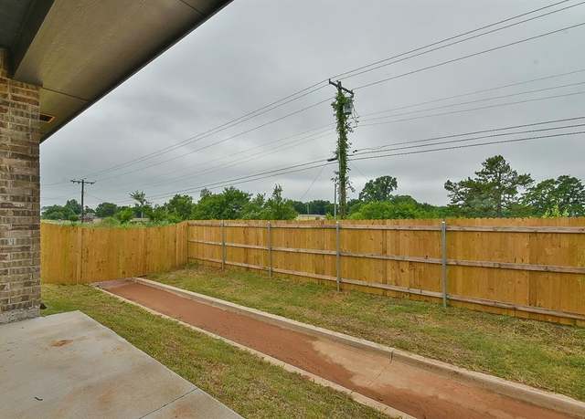 Property at 2805 Josie Cir, Midwest City, OK 73130, 4 beds, 2 baths