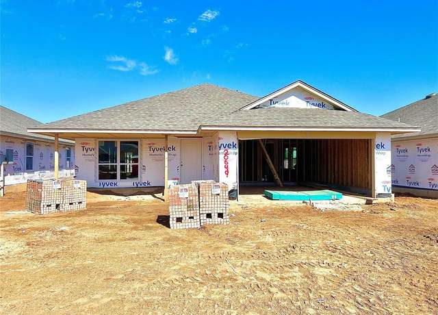Property at 20649 Brush Creek Blvd, Harrah, OK 73045, 4 beds, 2 baths