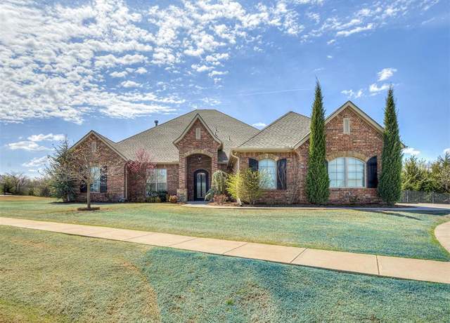 Property at 624 Montilla Ridge Dr, Norman, OK 73071, 4 beds, 2.5 baths