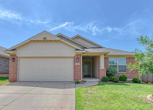 Property at 2808 NW 188th St, Edmond, OK 73012, 4 beds, 2 baths