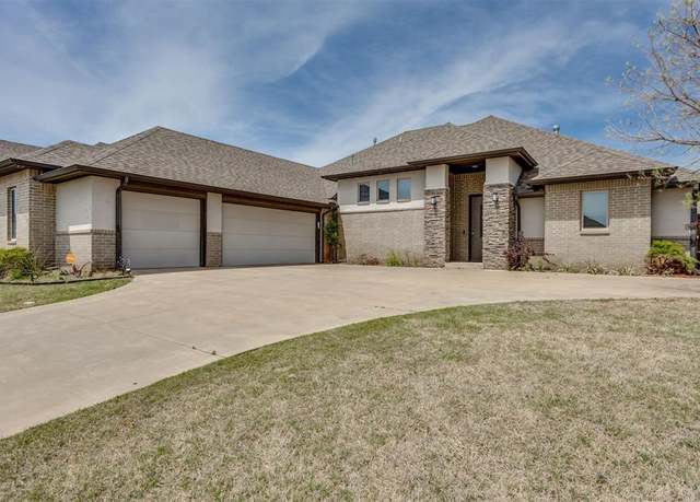 Property at 2125 Heavenly Dr, Edmond, OK 73012, 3 beds, 2.5 baths
