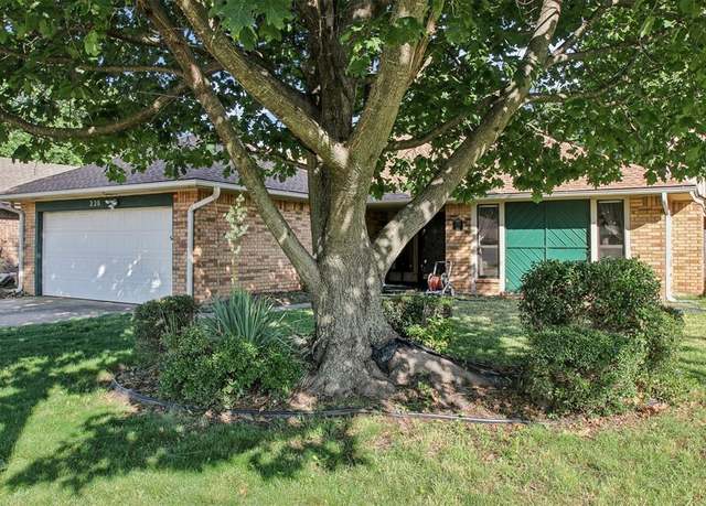 Property at 220 Telstar St, Norman, OK 73069, 3 beds, 2 baths