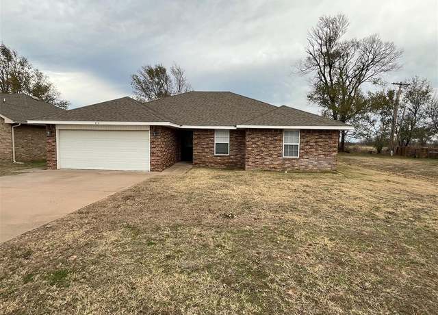 Property at 414 SE 7th St, Lexington, OK 73051, 4 beds, 2 baths