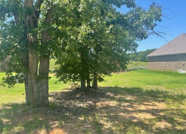 Property at 315 Thomas Blvd, Mcloud, OK 74851