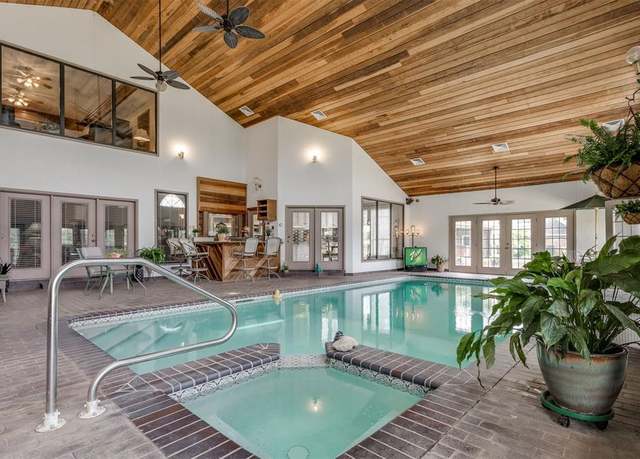 Property at 10116 Thompson Ave, Yukon, OK 73099, 4 beds, 5 baths