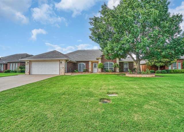 Property at 517 N Quail Run, Altus, OK 73521, 4 beds, 3 baths