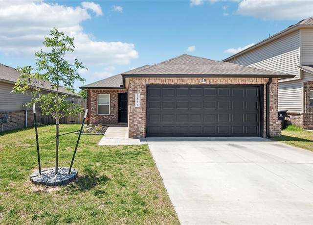 Property at 1837 Easton Ln, Oklahoma City, OK 73127, 3 beds, 2 baths