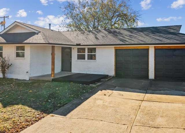 Property at 809 N Norman Ave, Moore, OK 73160, 3 beds, 1.5 baths