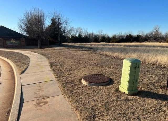 Property at 821 N Clear Springs Way, Mustang, OK 73064