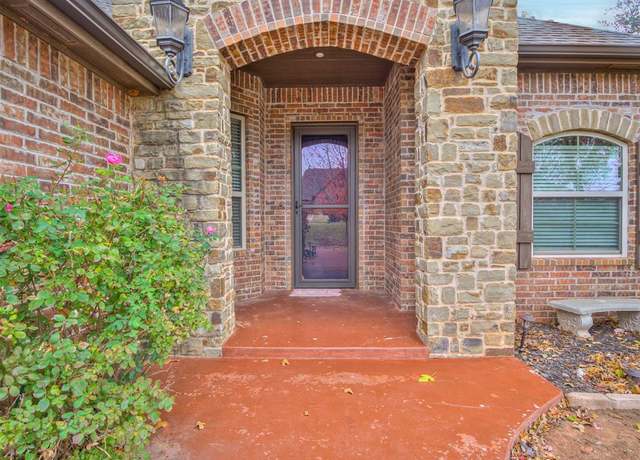 Property at 1832 Buckskin Ct, Blanchard, OK 73010, 4 beds, 3 baths