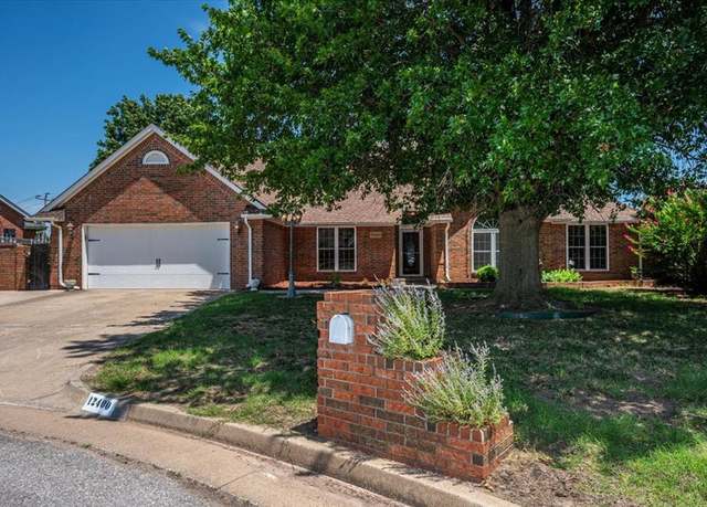 Property at 12400 Rivendell Dr, Oklahoma City, OK 73170, 4 beds, 3 baths
