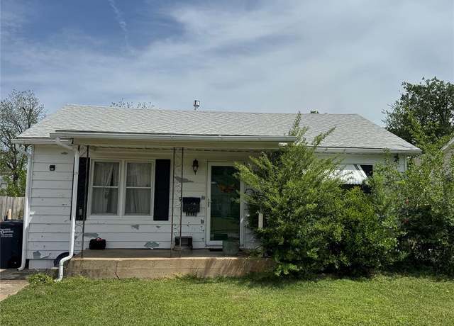 Property at 2615 N Market Ave, Shawnee, OK 74804, 2 beds, 2 baths
