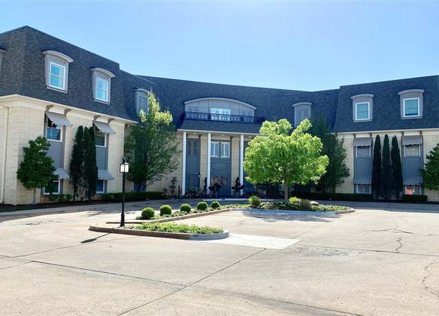 Property at 1114 Sherwood Ln Unit B-2, Nichols Hills, OK 73116, 2 beds, 3.5 baths
