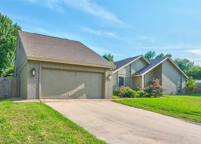 Property at 6348 Hyde Park Dr, Oklahoma City, OK 73162, 4 beds, 3.5 baths
