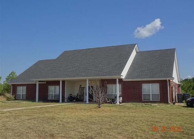 Property at 16401 Quail Run Rd, Lexington, OK 73051, 3 beds, 2.5 baths