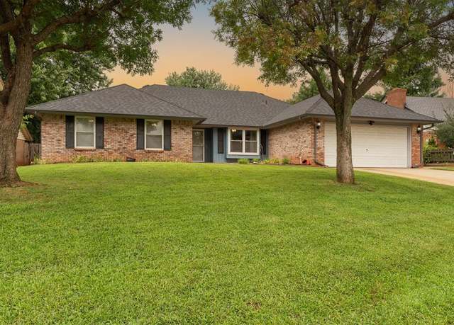 Property at 1529 Concord Ln, Edmond, OK 73003, 4 beds, 3 baths