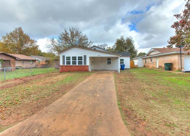 Property at 1616 W Mississippi Ave, Chickasha, OK 73018, 3 beds, 1.5 baths
