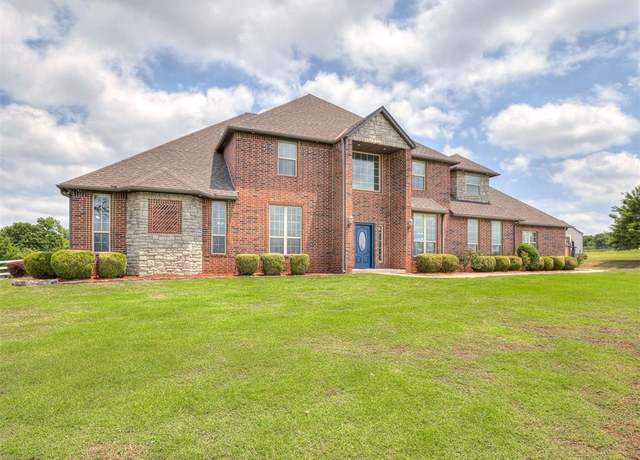 Property at 9340 Bear Creek Rd, Guthrie, OK 73044, 5 beds, 3.5 baths