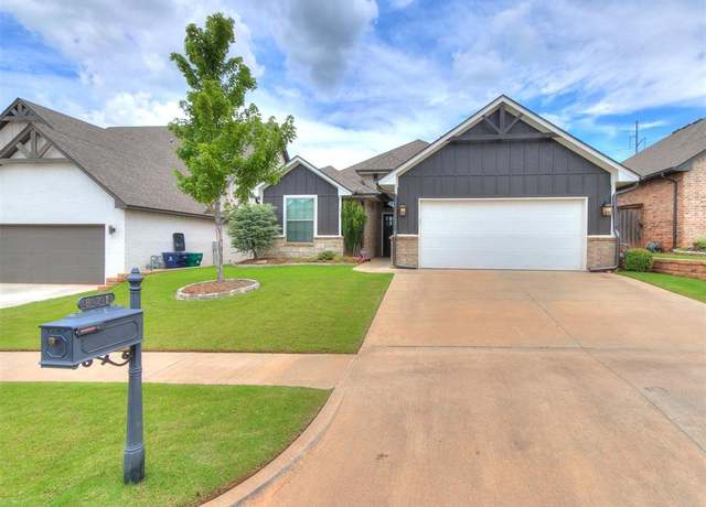Property at 821 NW 192nd Ter, Edmond, OK 73012, 3 beds, 2 baths