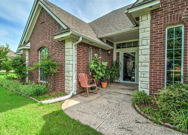 Property at 5701 Sunset Rdg, Newalla, OK 74857, 4 beds, 2.5 baths