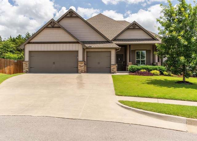 Property at 8040 Sweetgum St, Edmond, OK 73034, 4 beds, 3 baths