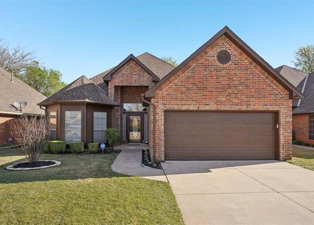 Property at 1137 Pinehurst Dr, Norman, OK 73072, 2 beds, 2 baths