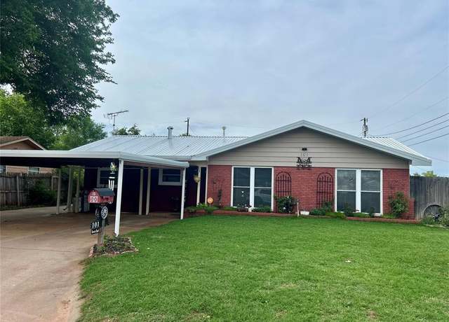Property at 101 Rowsey, Elk City, OK 73644, 3 beds, 2 baths
