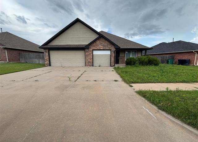 Property at 11217 NW 102nd St, Yukon, OK 73099, 3 beds, 2 baths