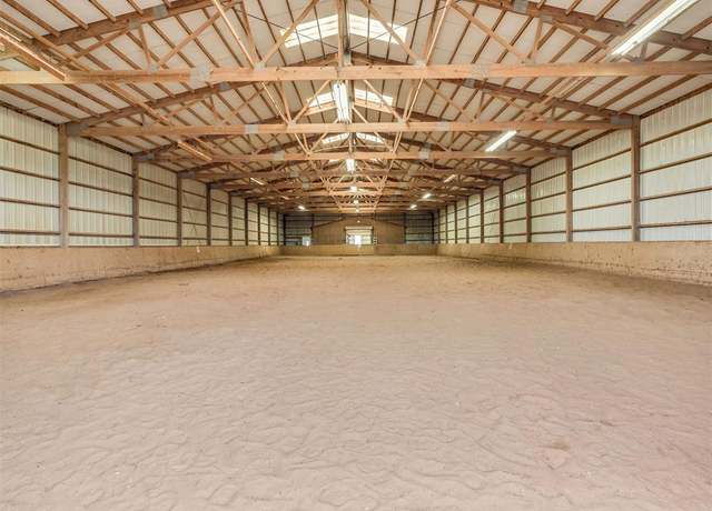 Property at 4200 E Cedar Ln, Noble, OK 73068, 3 beds, 3 baths